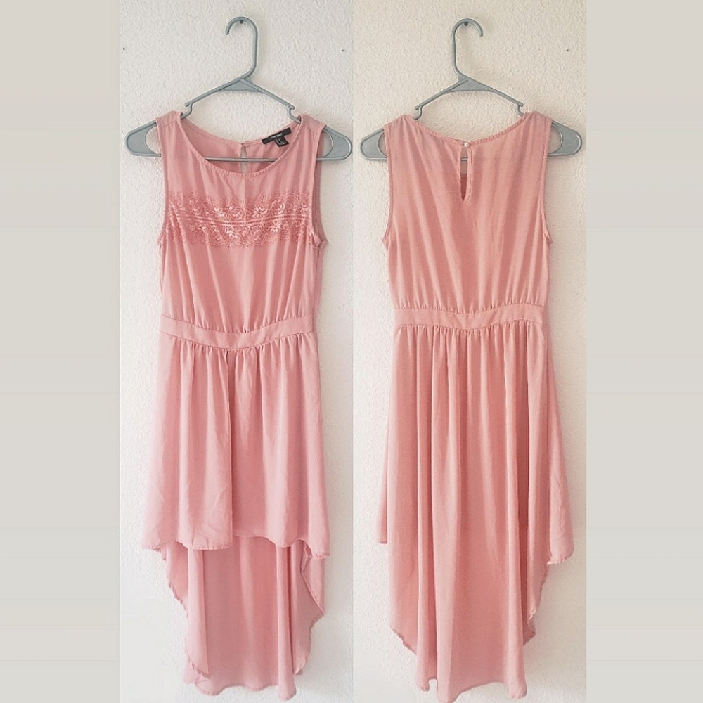 Forever 21 High-Low Chiffon Dress in Peach/Rose Size Small NWOTs
